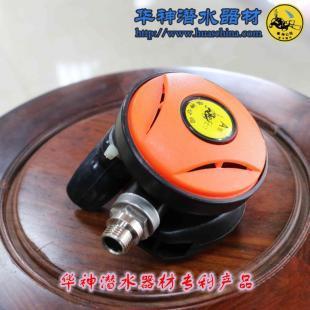 探索潜水世界 必备设备与华成潜水呼吸器的优势